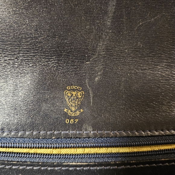 Gucci Monogram Shoulder Bag - Picture 4 of 12